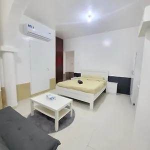 Hotel Corniche View Full Studio, Abu Dhabi