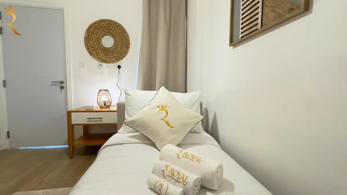 Masdar 2Br Luxe Apt Pool And Quick Airport Access Abu Dhabi