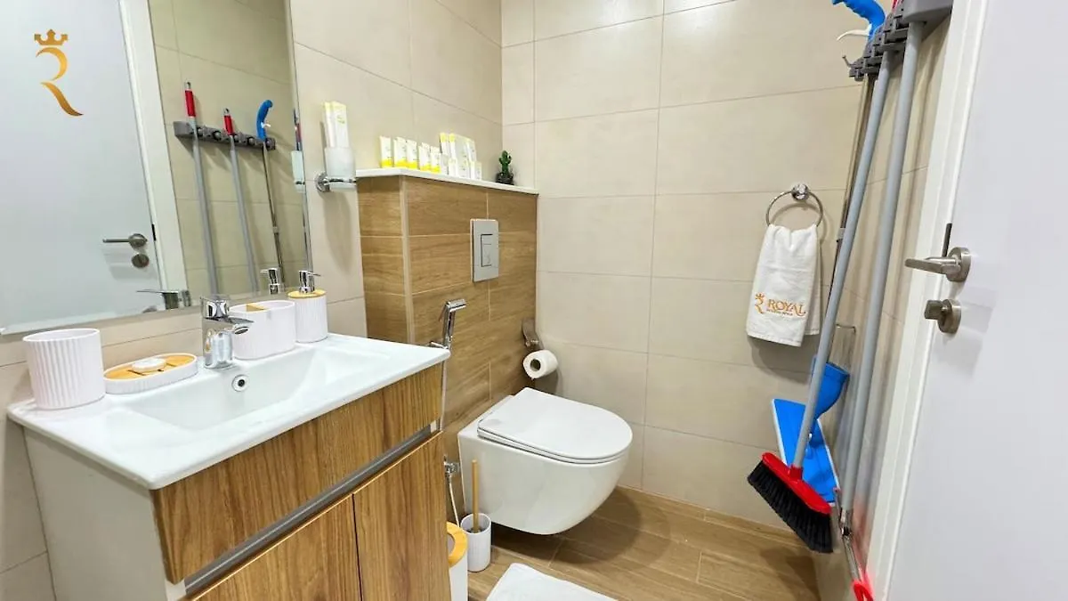 Masdar 2Br Luxe Apt Pool And Quick Airport Access Abu Dhabi