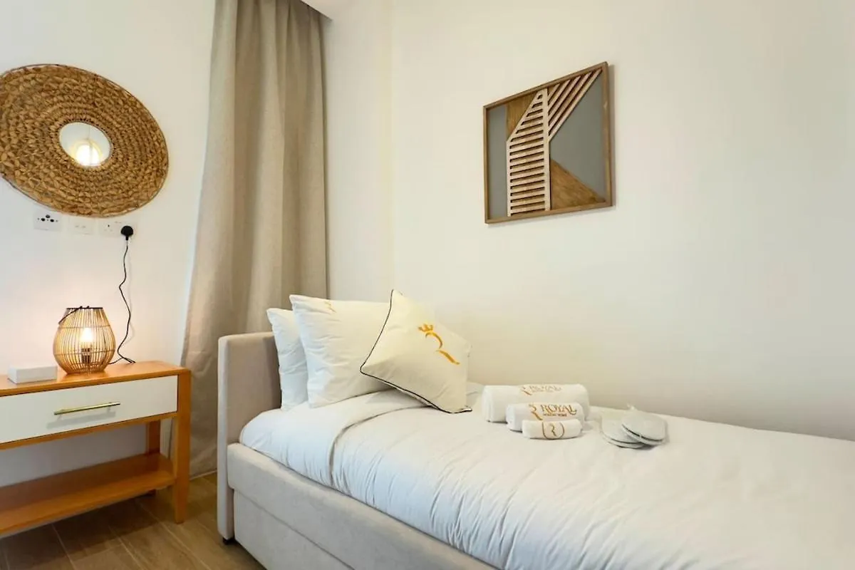 Masdar 2Br Luxe Apt Pool And Quick Airport Access Abu Dhabi United Arab Emirates